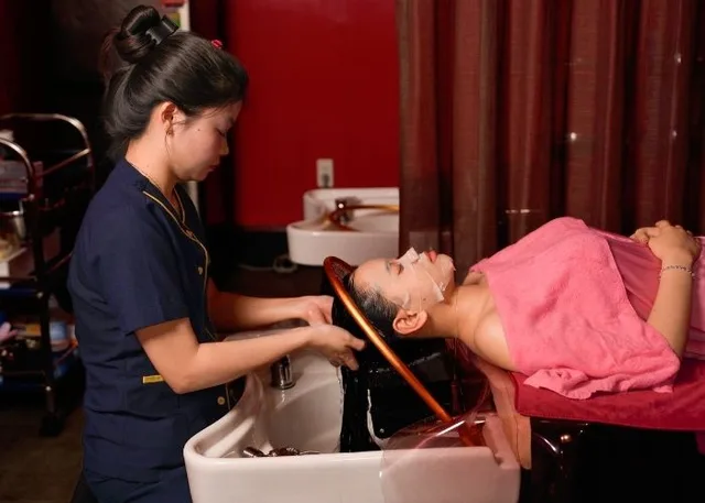 The herbal head spa process