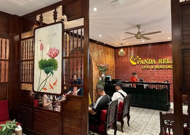 can i request female therapist da nang 13
