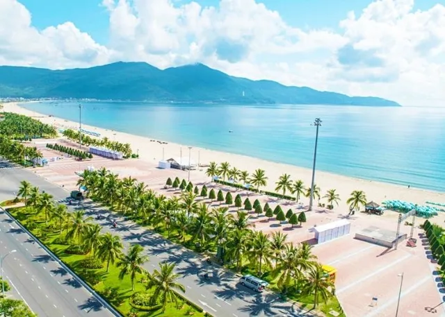 Massage After a Beach Day in Da Nang - Sunburn Care Tips