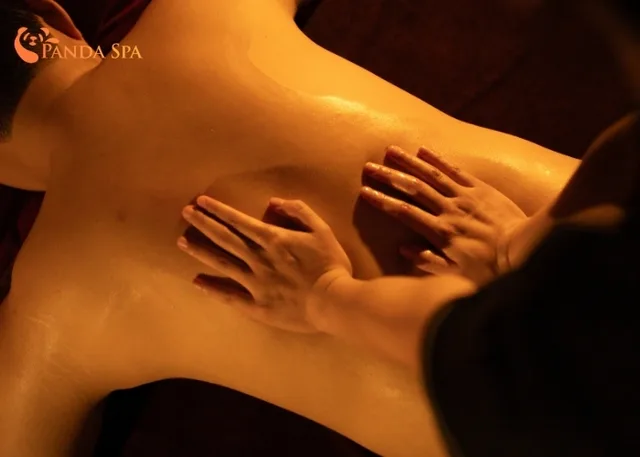 Bảng giá massage aroma chi tiết và các lưu ý từ chuyên gia