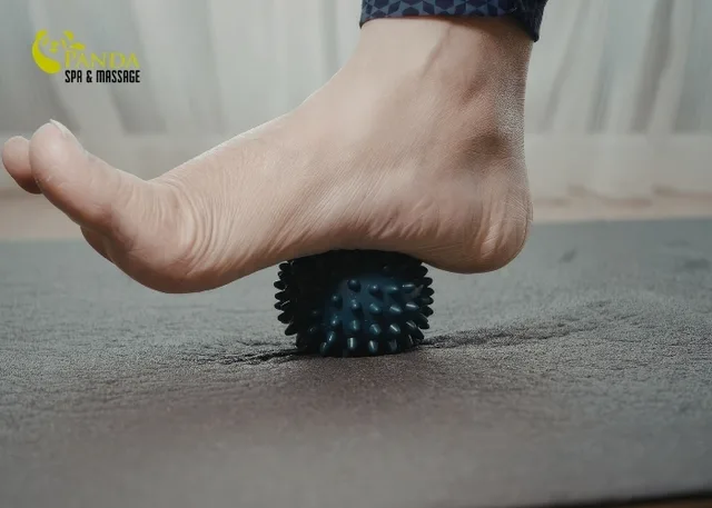 massage lòng bàn chân