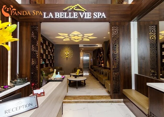 Mỹ Khê 해변 근처 스파