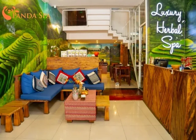 Mỹ Khê 해변 근처 스파